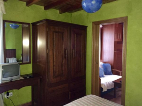 Гостиница Apartamentos Rurales Casa Ron  Коания